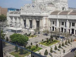 Ih Hotels Milano Centrale Guest House Eksteriør billede