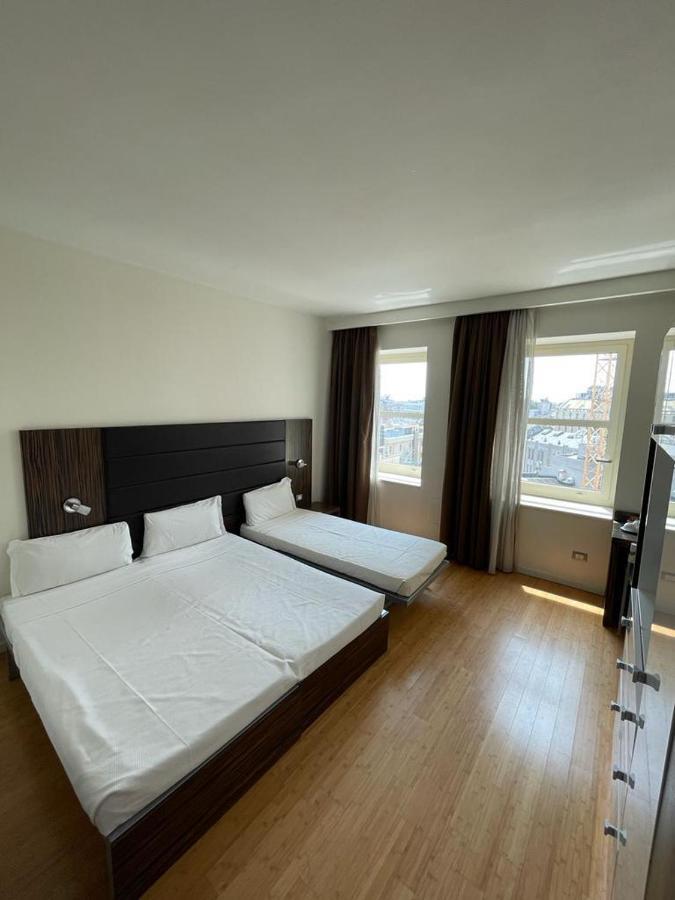 Ih Hotels Milano Centrale Guest House Eksteriør billede