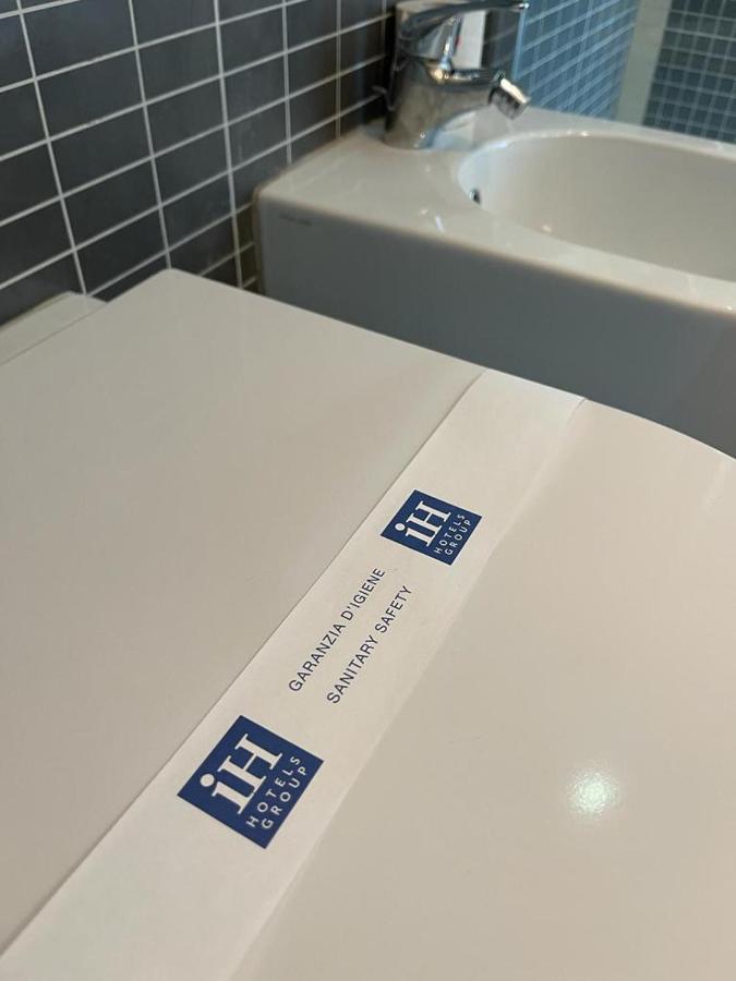 Ih Hotels Milano Centrale Guest House Eksteriør billede