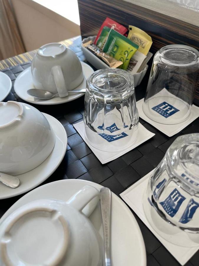 Ih Hotels Milano Centrale Guest House Eksteriør billede