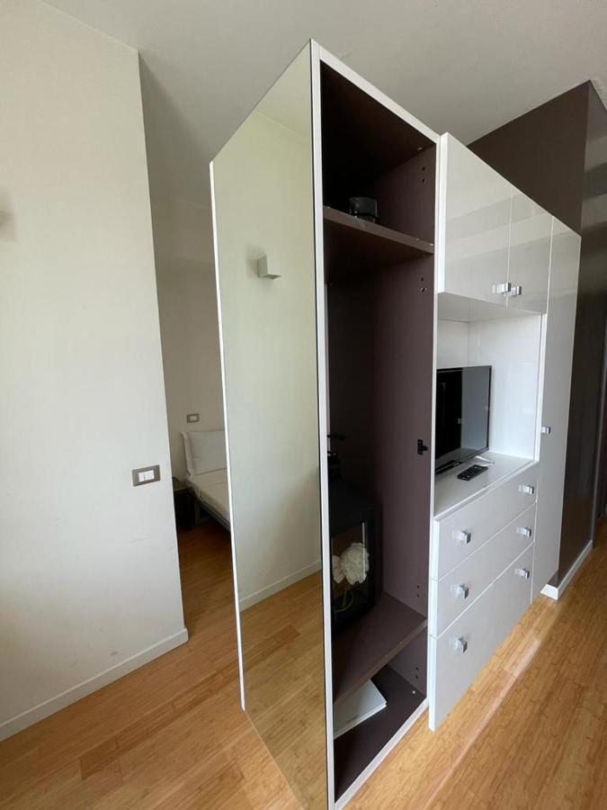 Ih Hotels Milano Centrale Guest House Eksteriør billede